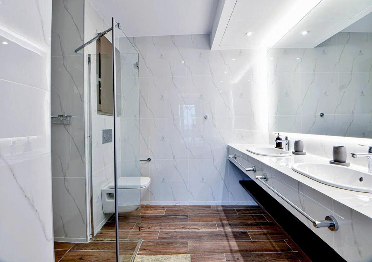 Boutique40 Luxury Apartment Aten Exteriör bild